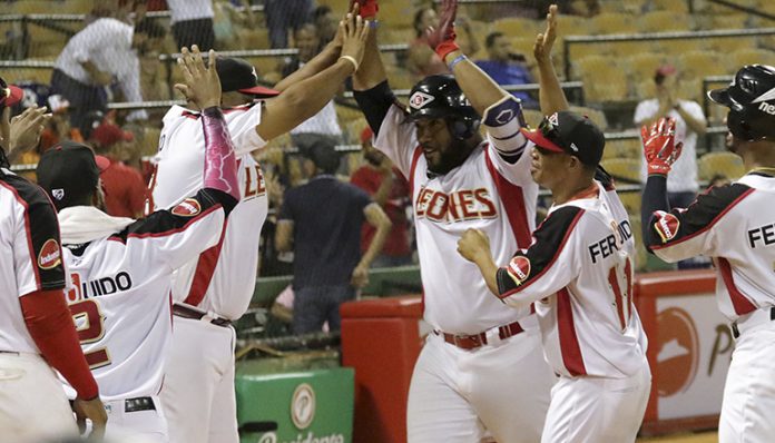 7FDDF4E1-AA5F-48C6-A6E3-815051AACA91