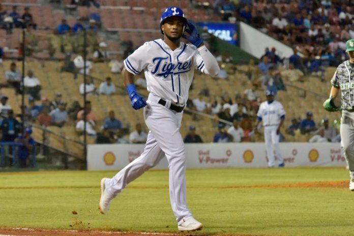 8F7A5FAE-4EC6-4E03-8D11-236E3BF9BFDA