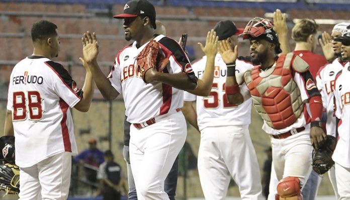 3253ECA4-A4DB-440B-B3B8-EB2BEF6DF878