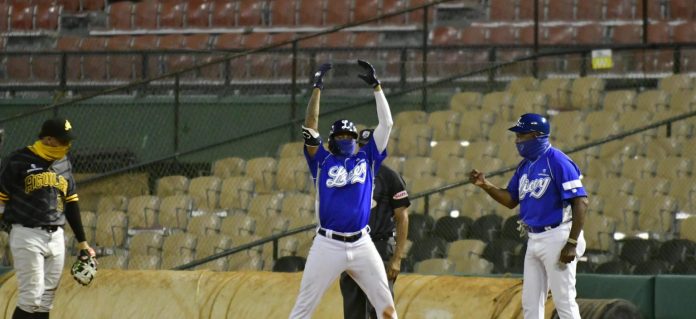 40082445-8012-4044-89C8-5FDFA5BAFFCE