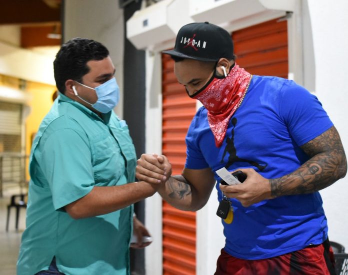 400801B3-FFA9-473D-853C-7AB6EA5F22AB