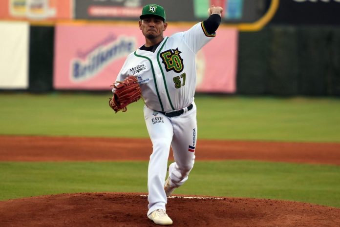 62046887-C1F6-433D-8904-8F853F6FD3F0