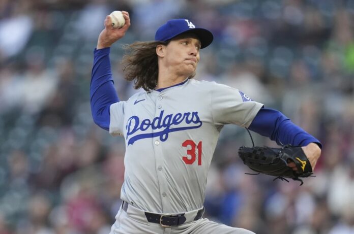 TYLER GLASNOW DODGERS