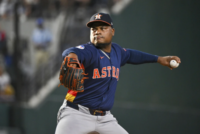 FRAMBER VALDEZ A UN OUT DEL SIN HIT