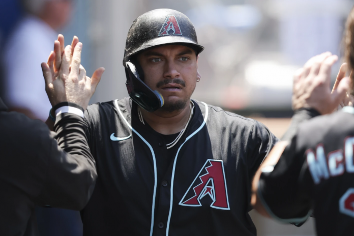 JOSH NAYLOR A MARINEROS