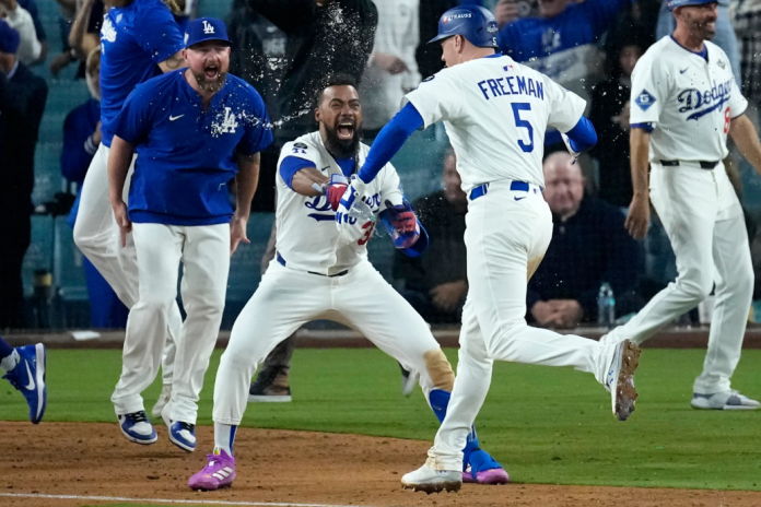 FREDDIE FREEMAN SERIE MUNDIAL 18 ENTRADAS