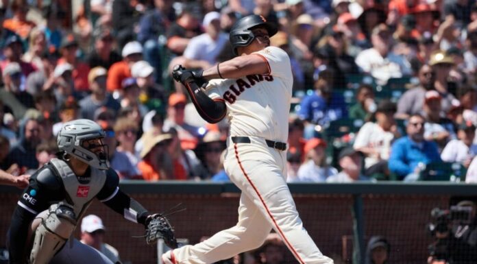Rafael Devers castiga con grand slam y los Giants siguen encendidos