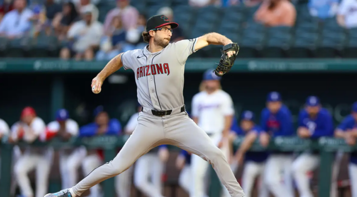 Merrill Kelly firma el primer juego completo de su carrera en paliza de Arizona