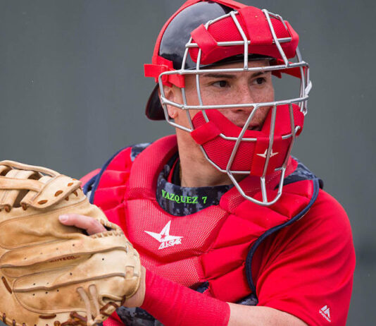 Red Sox buscan reforzar la receptoría