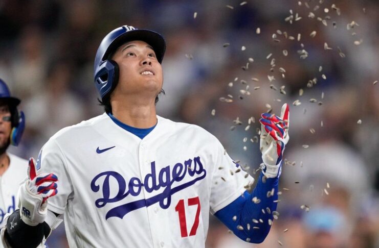 Ohtani roza la historia de Babe Ruth con Dodgers