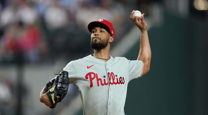 Cristopher Sánchez destaca y lidera a dominicanos en la MLB